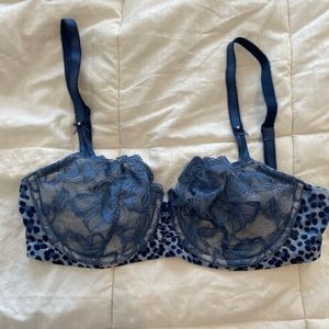 Victoria’s Secret Blue Lace and Leopard Print Demi Bra 34D